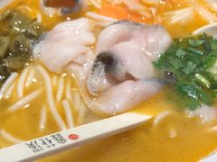 -鑫花溪牛肉米粉(文星广场店)