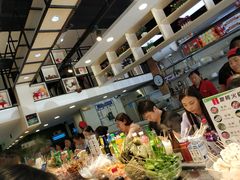 -百品聚旋转火锅(万德庄店)