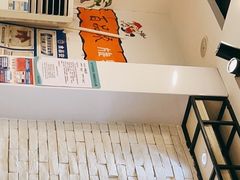 -百品聚旋转火锅(万德庄店)