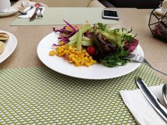 -亮马河饭店翠雅咖啡厅