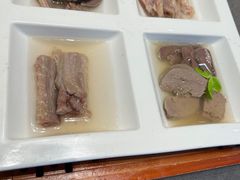 -香山湖家家宴(中山陵店)