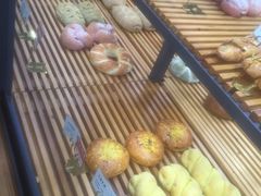 -焙丽拾光(麦凯乐直营店)