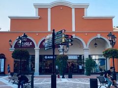 -佛罗伦萨小镇广佛名品奥特莱斯(疏港路店)