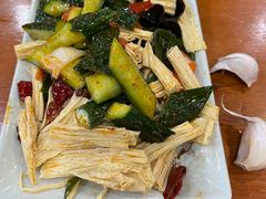 素拼小菜-手擀菠菜面(西康路店)