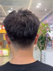 -川和潮人
