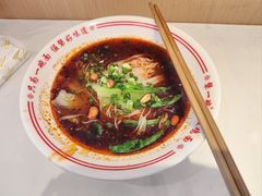 -犟一碗双椒鸡面(得意世界店)