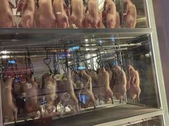 -皇城根·烤鸭·鱼头·家常菜(欧亚大观乐活城店)