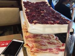 -左庭右院鲜牛肉火锅(金山万达店)