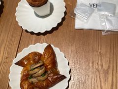 -VERIE BAKEHOUSE