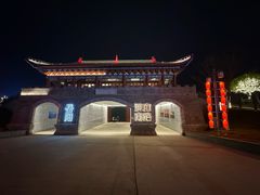 -巴陵广场