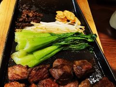 铁板牛肉粒-松子料理(华威桥店)