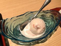 士多啤梨雪糕-小山日本料理(电子大厦店)