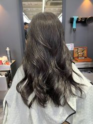 -藤野造型•烫染专业店