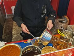 -八一路好吃街(雨田商务大厦店)