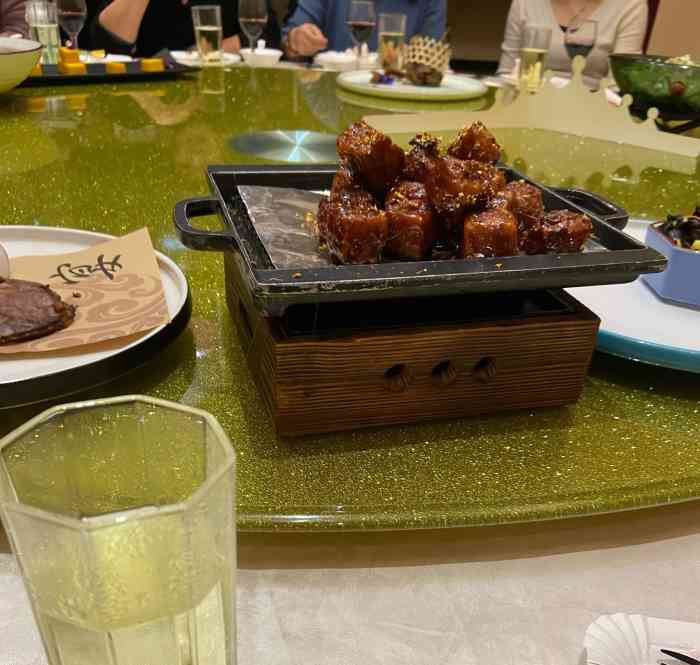 江南华府(周庄店)-"菜品不断创新还是有特色的,味道与本帮菜相.