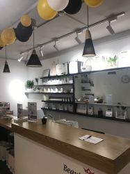 -EMILY艾枚莉美甲美睫·美颜·现磨咖啡