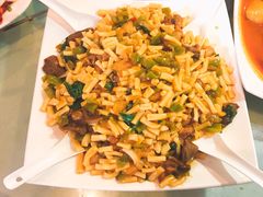 -维吾尔餐厅(宜山路店)