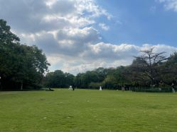 -趣玩空间蹦床乐园(临平旗舰店)