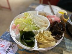 -鸡遇虾煲干锅火锅(小寨金莎店)