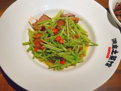 -洞庭土菜小炒馆(易发广场店)