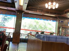 大堂-周记茗点居(西村店)