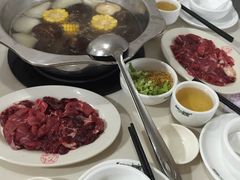 -粤潮牛肉火锅店(江南大道店)