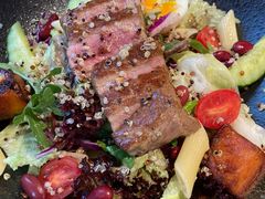 厚切牛排鲜蔬沙拉-豪客来牛排(重庆三峡广场步行街1704店)