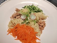 鸡丝拌面-桂满陇天书(南京德基旗舰店)