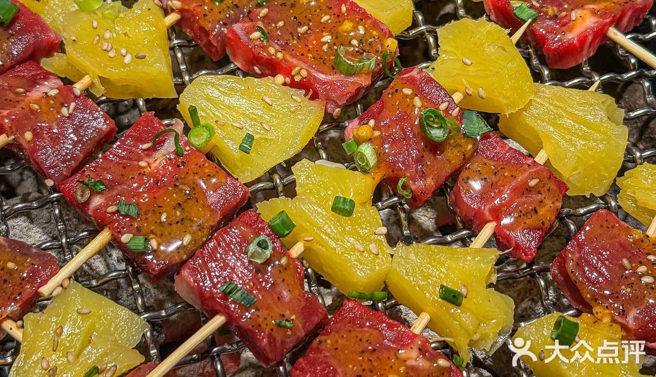 谁懂啊！这家的炭火烧肉香迷糊了🤤🤤