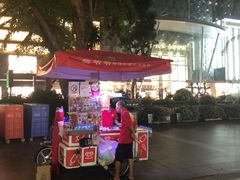 -詹爷爷乌节路街头冰淇淋