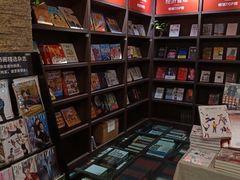 -钟书阁(松江泰晤士小镇店)