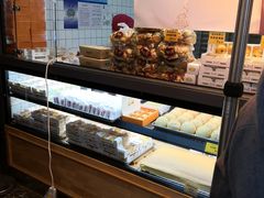 -鲍师傅糕点(江苏路店)