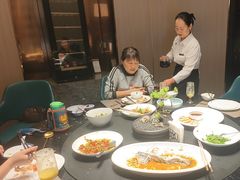 -忆江南·临江鱼馆