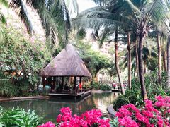 -三亚湾海居铂尔曼度假酒店