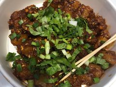 闲煮土豆坨坨-甜心闲生传统手工冰粉(太古里店)