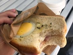 -星巴克(北新泾店)