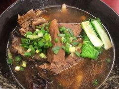 -尊品原汁牛肉面