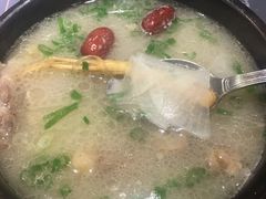 牛尾汤-正苑26年海鲜烤肉•牛尾汤汤饭(东港店)