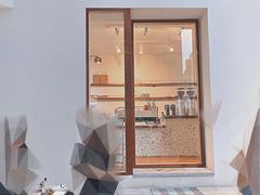 -Line 咖啡(石厦花园店)