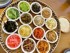 -包整·丝娃娃(一览甲秀楼风景店)