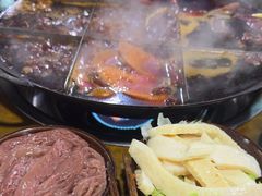 -正南齊北重庆老火锅(光华村直营店)