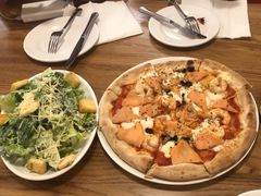 -城市大道红炉披萨烘焙坊