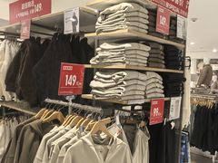 -优衣库(上海正大广场店)