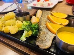 -必胜客(海雅PH店)