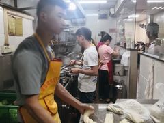 -朝阳路拉面店