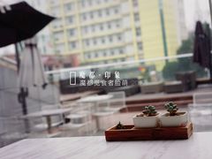 景观位-UNI UNI(环亚凯瑟琳店)