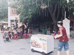 -吉庆街美食广场