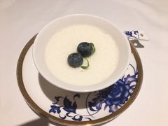 顺德双皮奶-Yan Ting 宴庭中餐厅(上海静安瑞吉酒店)