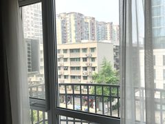 -汉庭优佳(成都一品天下蜀汉路东地铁站店)