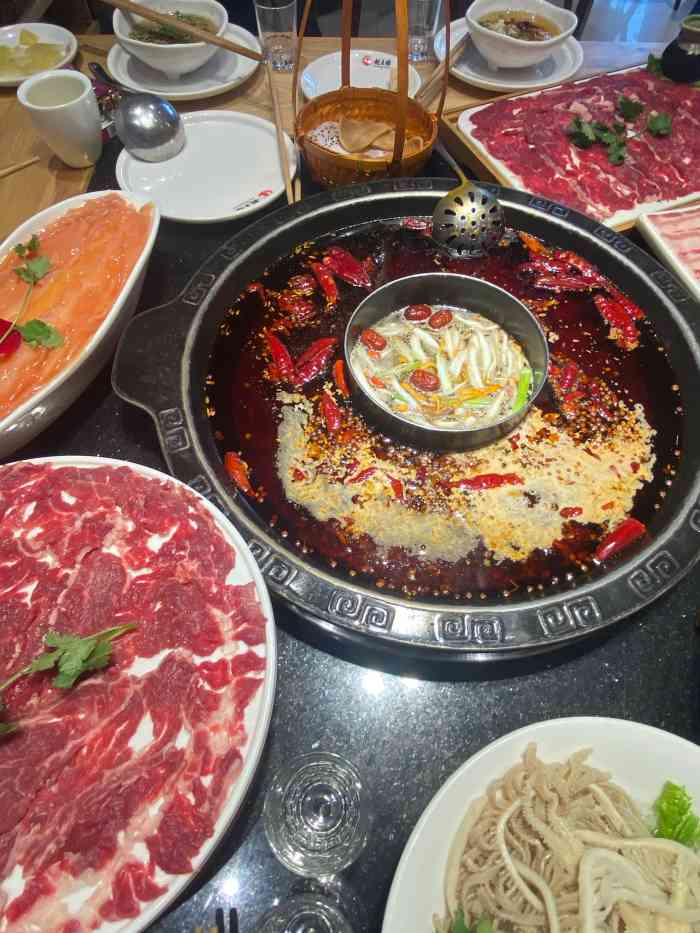 晓秧锅鲜货火锅(桃源店)-"吃火锅啰,最近想吃火锅,一直觉得天气太热.